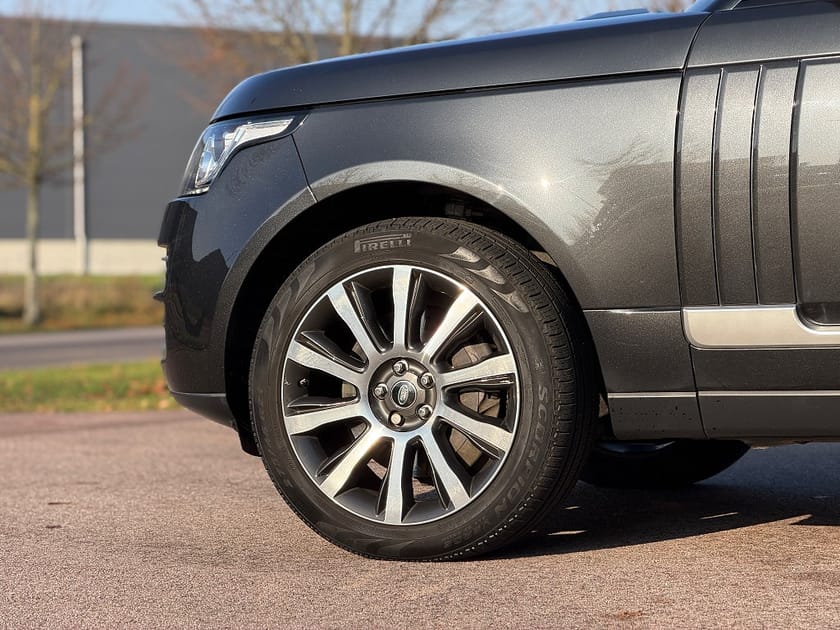 Bild 5 av Land Rover Range Rover Autobiography 4.4 SDV8 4WD Sv-såld