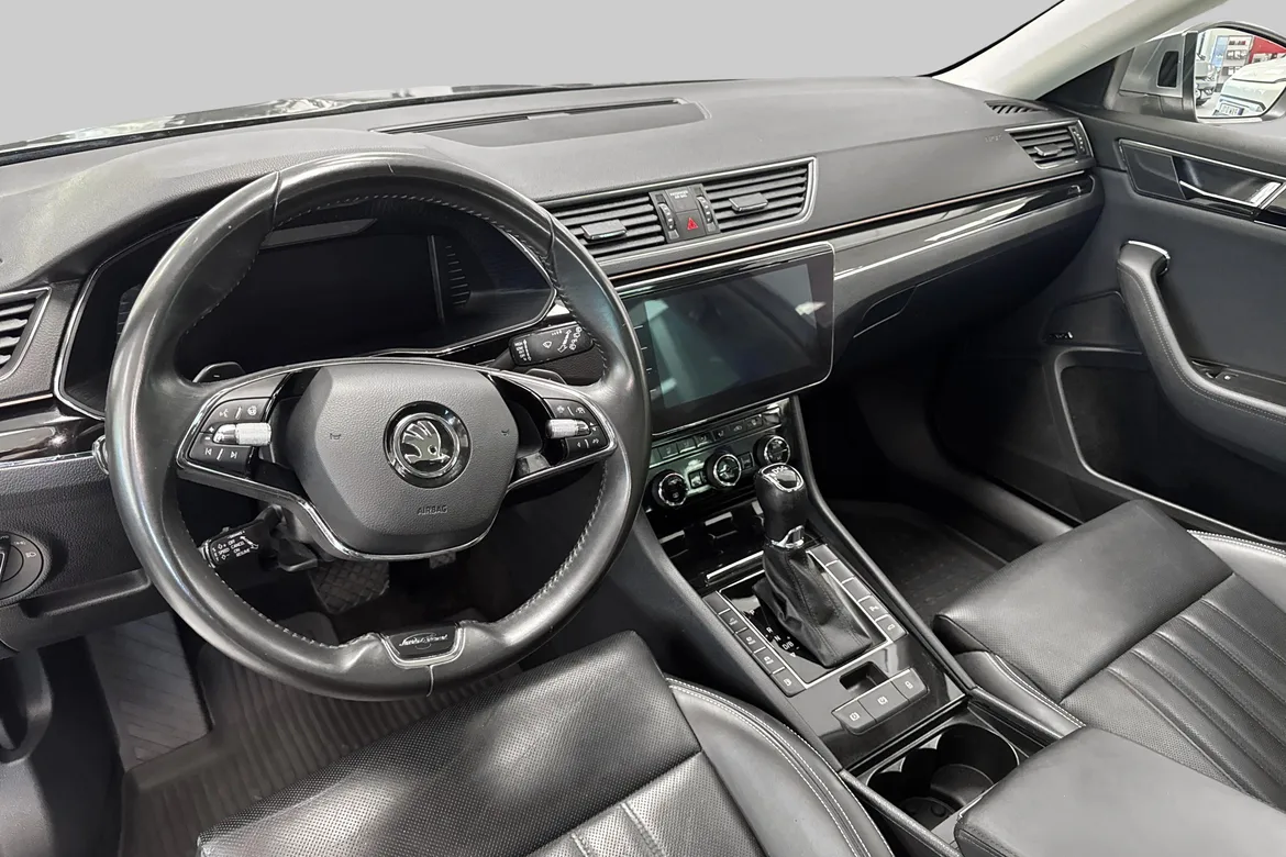 picture of a car