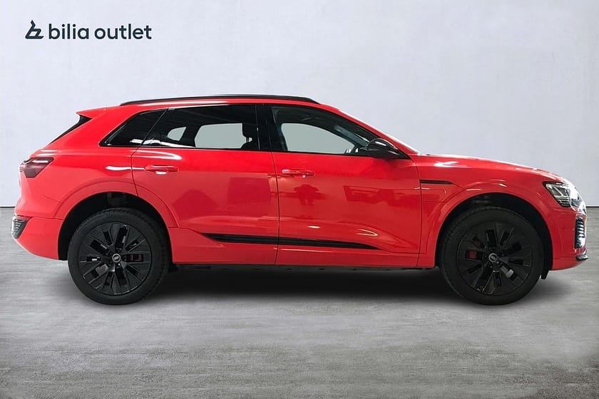 Bild 5 av Audi Q8 55 e-tron quattro S Line 408hk Cockpit Panorama Drag