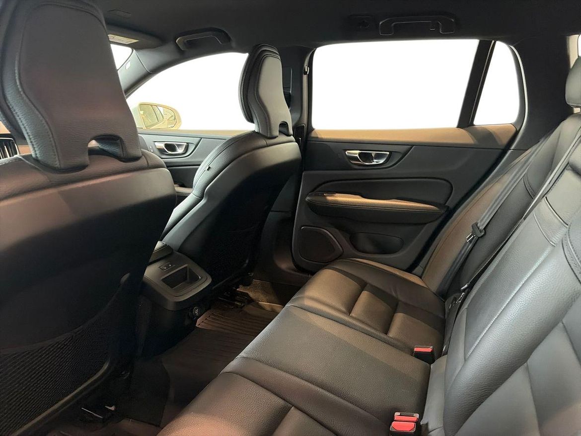 Volvo V60 2020 - miniatyr 10