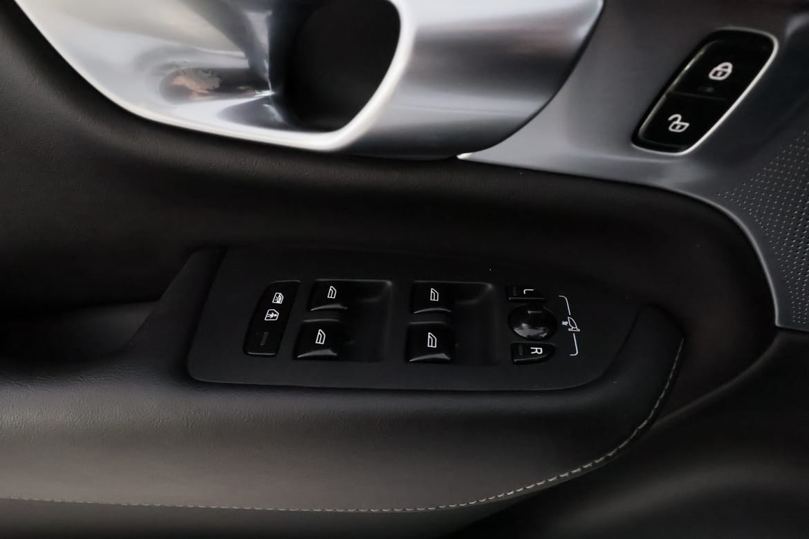 Volvo XC90 2023 - miniatyr 12