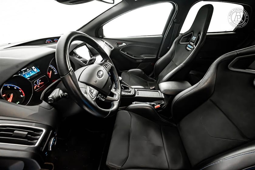 Bild 4 av Ford Focus RS 350hk Skalstolar Manuell / Hemleverans /