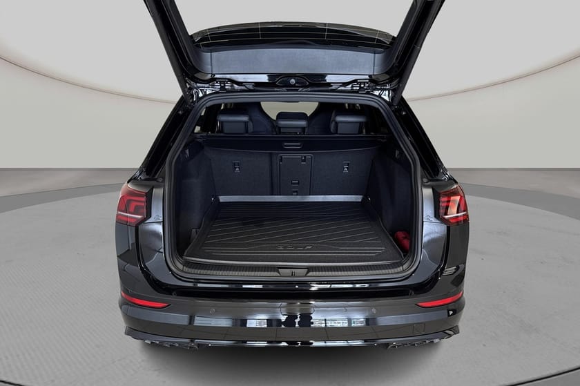 Bild 4 av Volkswagen Golf Sportscombi R-Line Edition 150hk *SNABB LEVERANS*