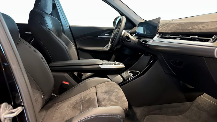 Bild 3 av BMW X1 xDrive25e 25e xDrive M-Sport Premium pkt H/K Komfortöppning Drag