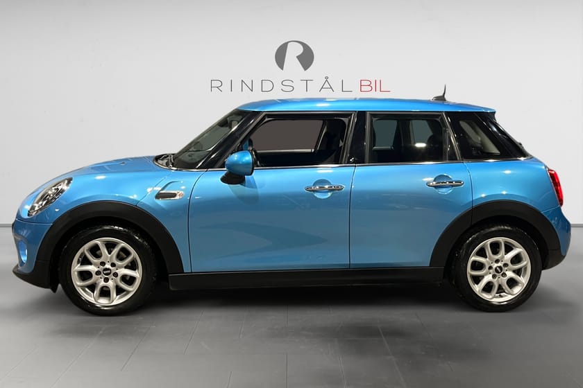 Bild 4 av MINI Cooper 1.5 136 HK PEPPER II LCI PDC NYSERV 0.45L/MIL 10500MIL