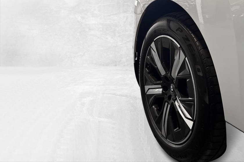 Bilde 2 av BMW iX xDrive50 Pano, SoftClose, LaserLys, H/K