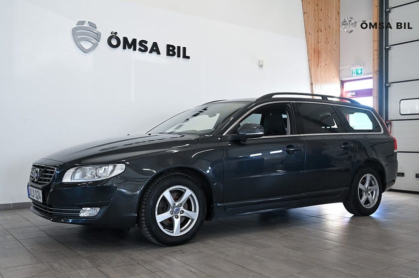 Bild 1 av Volvo V70 D4 Momentum BLIS Värmare Drag 181hk