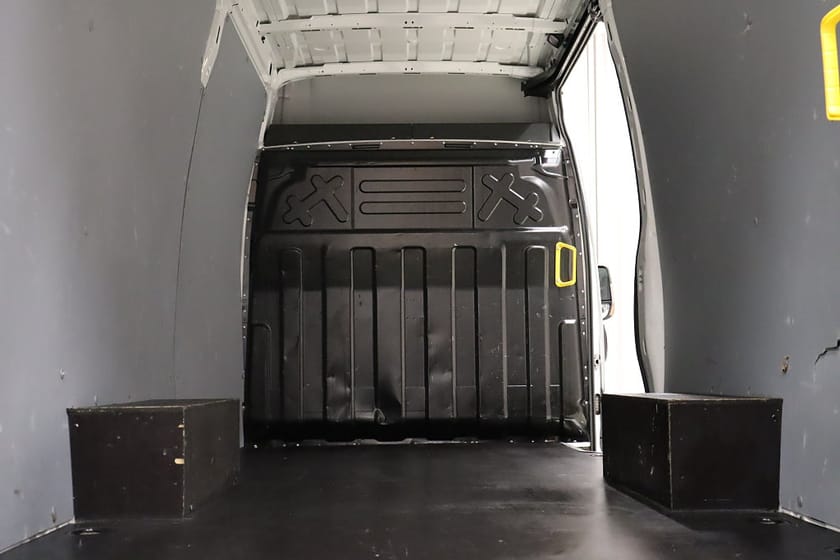 Bild 5 av Iveco Daily 35-140 Van 136HK Automat|Drag|Webasto|3.5ton-Dragvikt|Moms