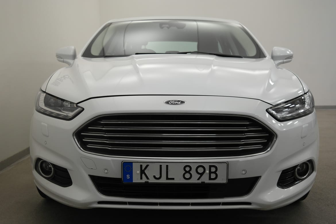 Ford Mondeo 2019 - miniatyr 6
