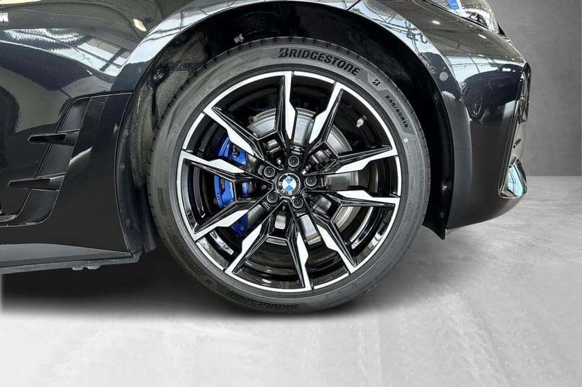 Bilde 5 av BMW i4 M60 xDrive Gran Coupé Coupé, M-sport, Harman