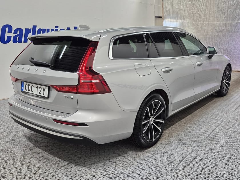 Bild 4 av Volvo V60 T6 Recharge Plus plug in AWD 350HK 4x4 Läder
