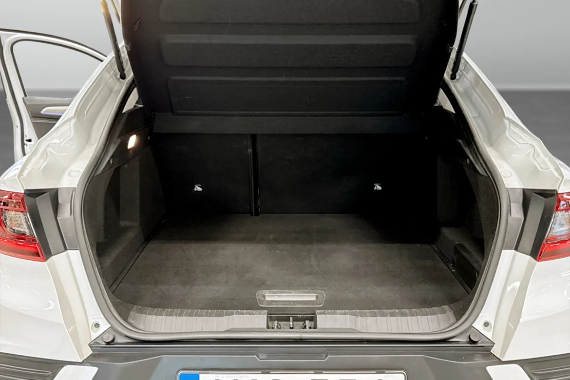 Renault Arkana E-TECH 145