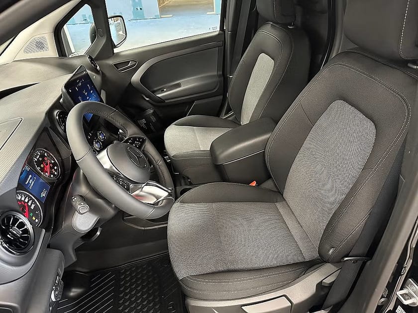 Bild 4 av Mercedes-Benz Citan 112 CDI L2 Special Edition Lagerbil