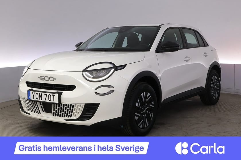 Bild 1 av Fiat 600e RED LED Keyless PDC Mirror Screen