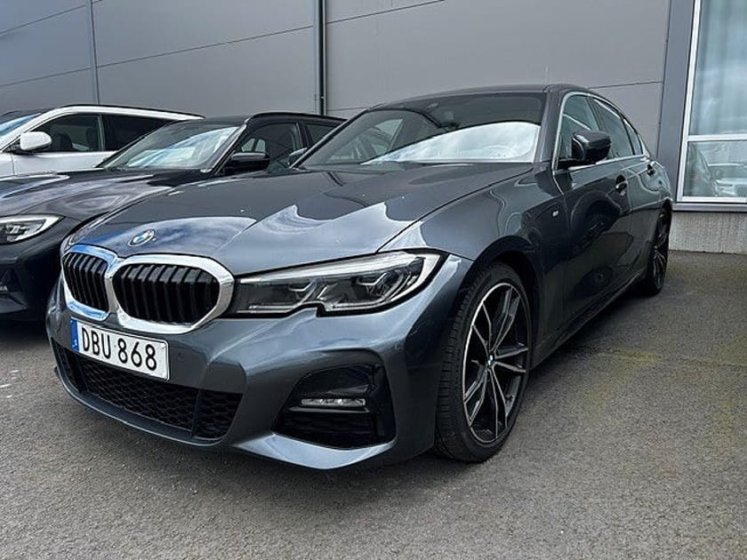 Bild 1 av BMW 320d Sedan M Sport 190hk | Head up | Värmare | 19" | HiFi |