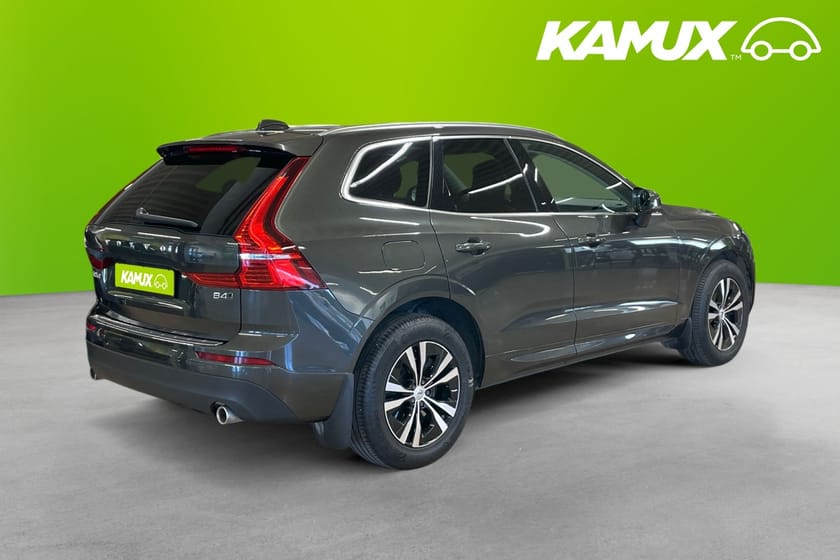 Bild 4 av Volvo XC60 B4 AWD 197hk Momentum Värmare Kamera CarPlay Drag