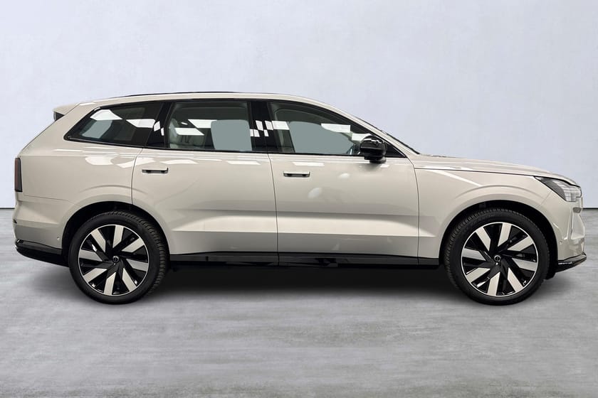 Bild 3 av Volvo EX90 Twin Motor Ultra 7-sätes