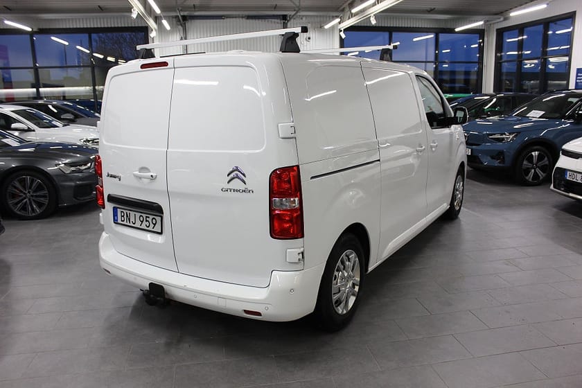 Bild 3 av Citroën Jumpy Van 1,5 Business 120Hk B-Kamera Drag Värmare SoV
