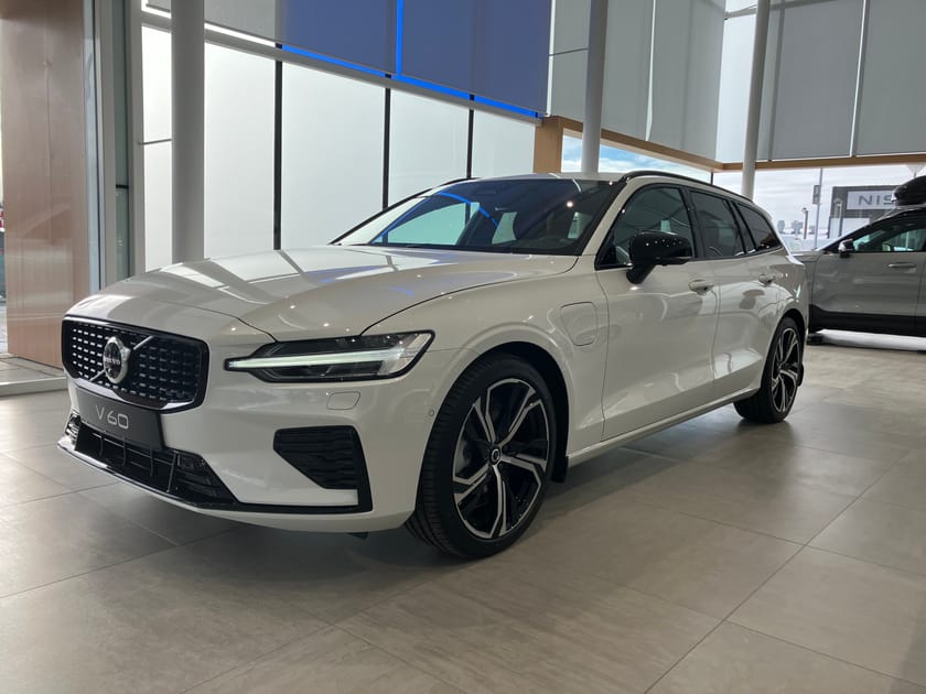Bild 1 av Volvo V60 T6 Plus - VINTERHJUL PÅ KÖPET*