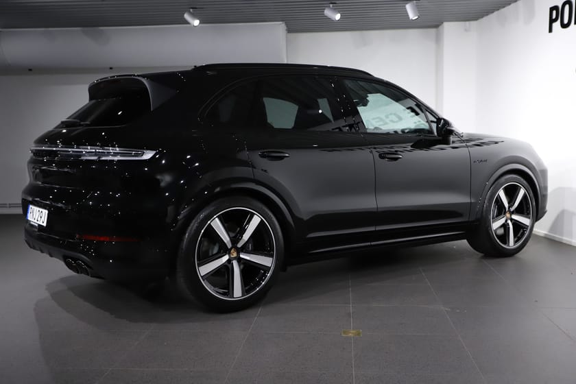 Bild 5 av Porsche Cayenne E-Hybrid Black Edition
