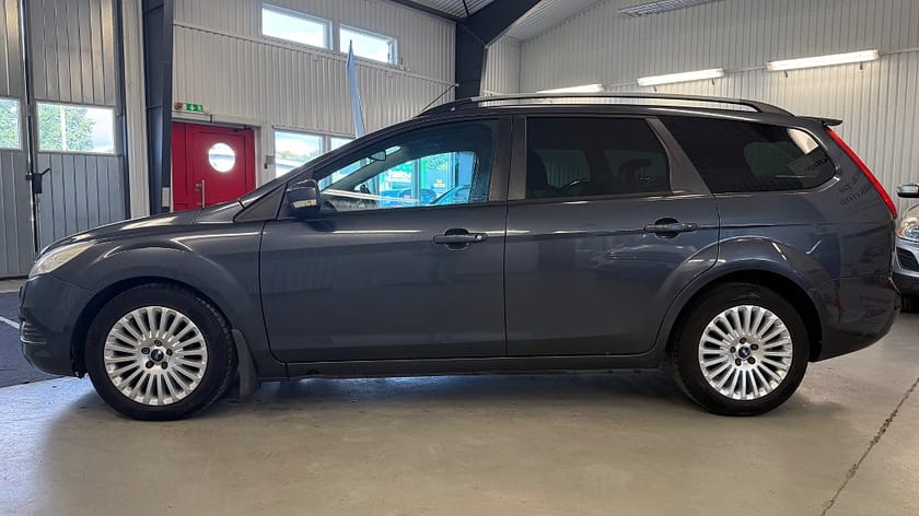 Bild 5 av Ford Focus Kombi 1.6 TDCi Manuell, 109hk Titanium *Drag*