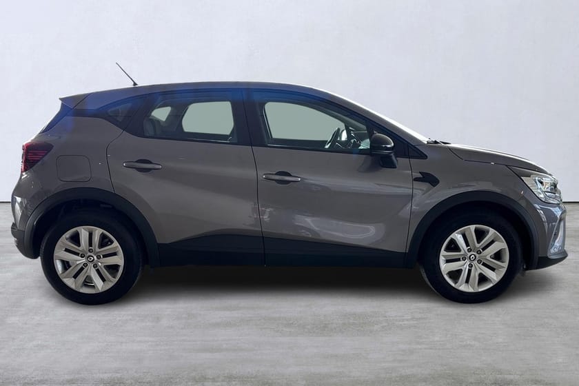 Bild 3 av Renault Captur E-TECH Plugin-Hybrid 160 Equilibre