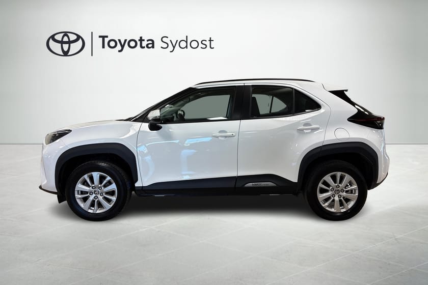 Bild 3 av Toyota Yaris Cross Hybrid 115 AWD-i Automat, Rattvärme, Backkamera, Adaptiv farthållare