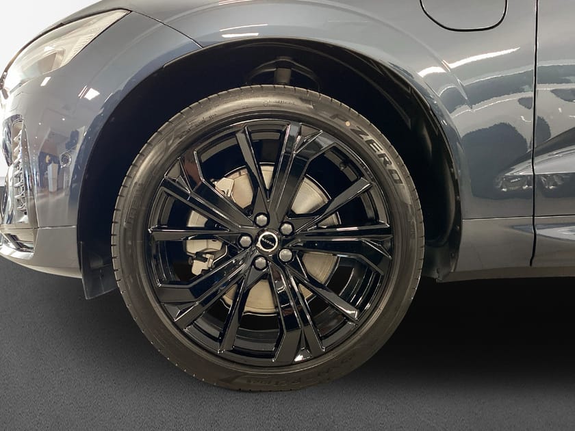 Bild 5 av Volvo XC60 T6 Plus Black Nordic Edition