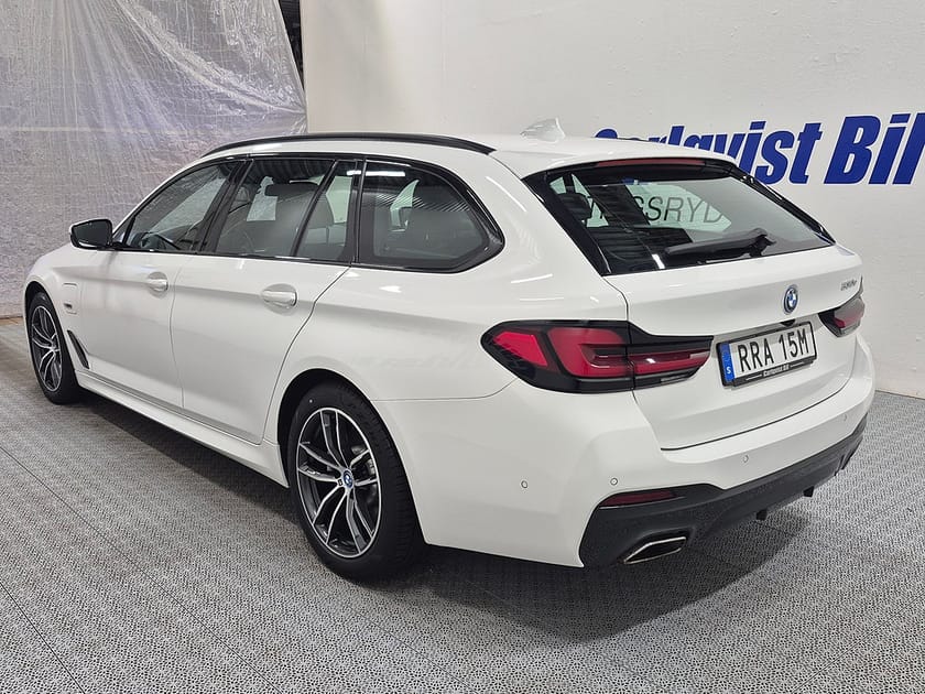 Bild 5 av BMW 530e Touring M-SPORT Plug in 292HK Läder