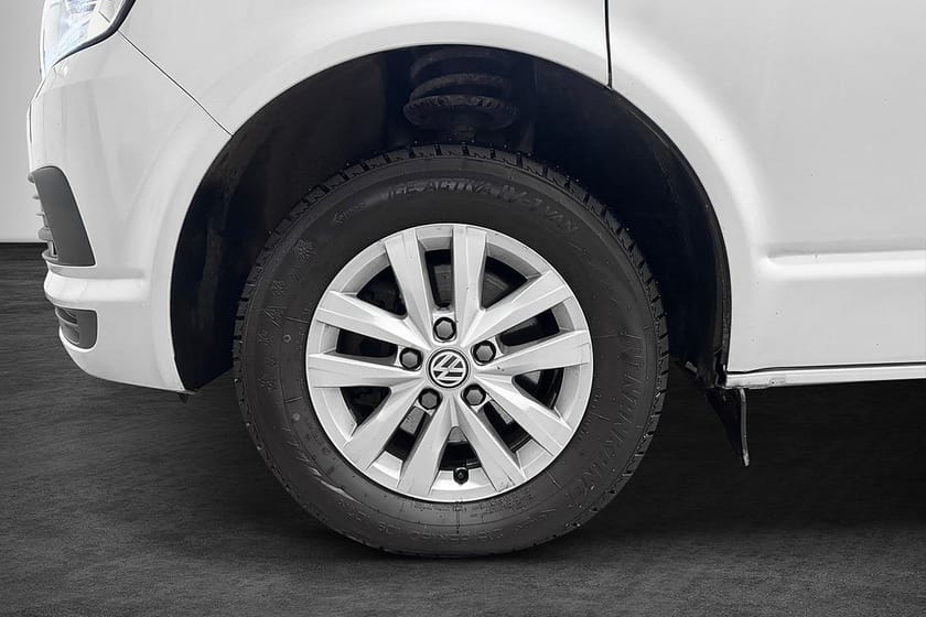 Bild 2 av Volkswagen Multivan 2.0 TSI 7-Sits BMT Comfortline Euro 6 (150hk) Dragkrok