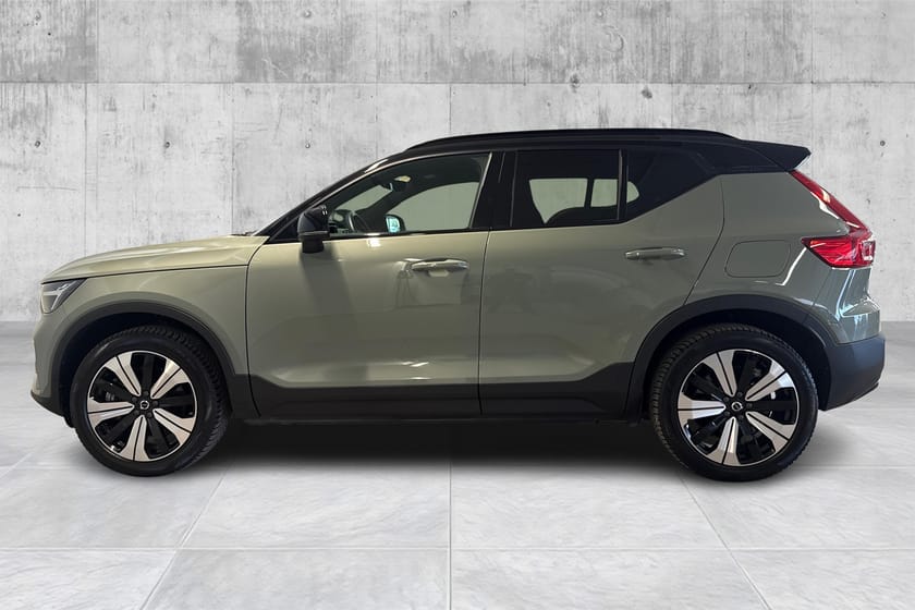 Bilde 2 av Volvo XC40 Recharge Twin Plus/Krok/Mørke ruter/VOC/BLIS