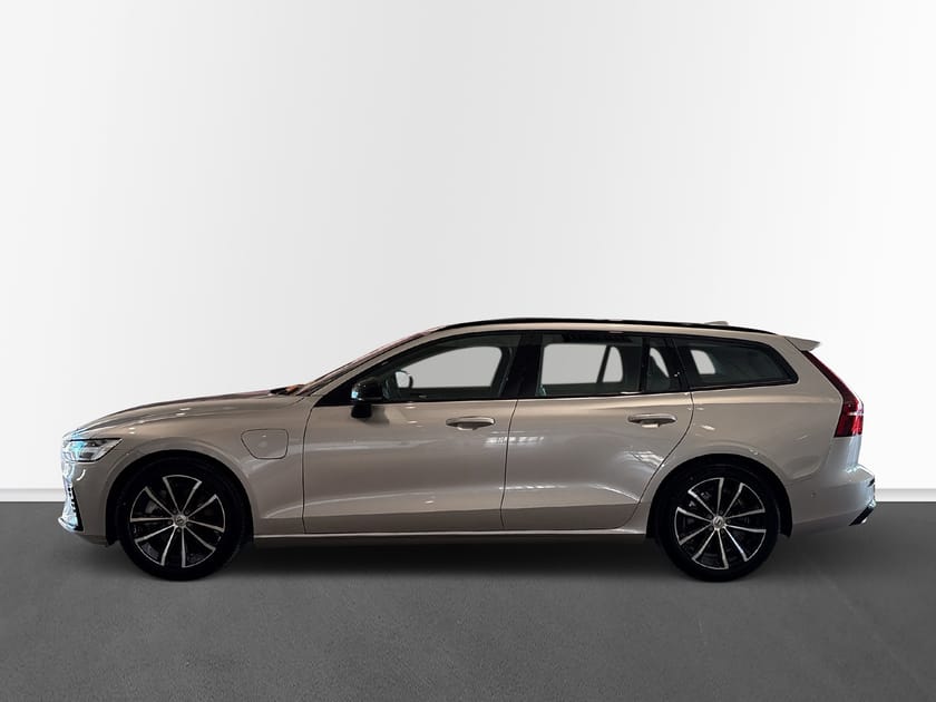 Bild 3 av Volvo V60 T6 Plus Dark Nordic Edition
