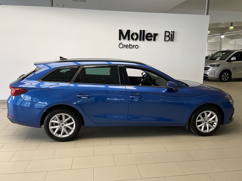 Bild 3 av SEAT Leon Sportstourer 1.5 eTSI 150HK|Drag|P-värm|B-kamera