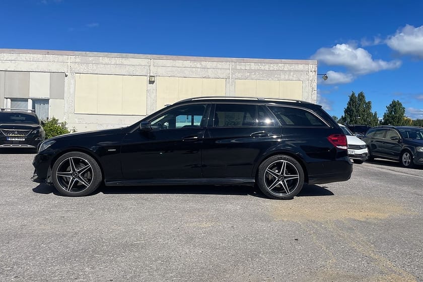 Bild 2 av Mercedes-Benz E 220 T BlueTEC 9G-Tronic Avantgarde Euro 6 Drag M&K AMG