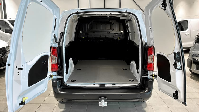 Bild 5 av Fiat Doblò Van DOBLO MCA SKÅP L1 130HK AT NORDIC