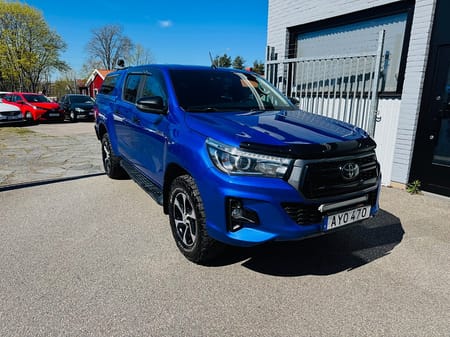 Toyota Hilux Dubbelhytt 2.4 AWD 150HK AUTOMAT / KÅPA / MOMS