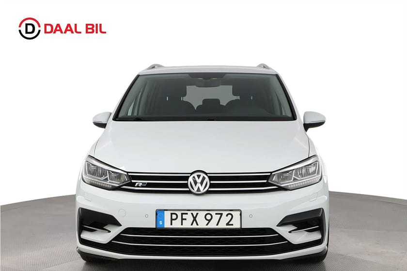Bild 2 av Volkswagen Touran 7-seater 1.4 TSI 150HK R-LINE 7-SITS B-KAM P-VÄRM DRAG APP-CONN