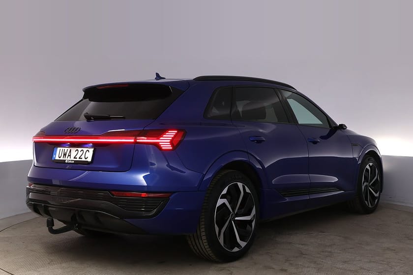 Bild 5 av Audi Q8 55 e-tron quattro S-line Pano 360 B&O Elstol Drag