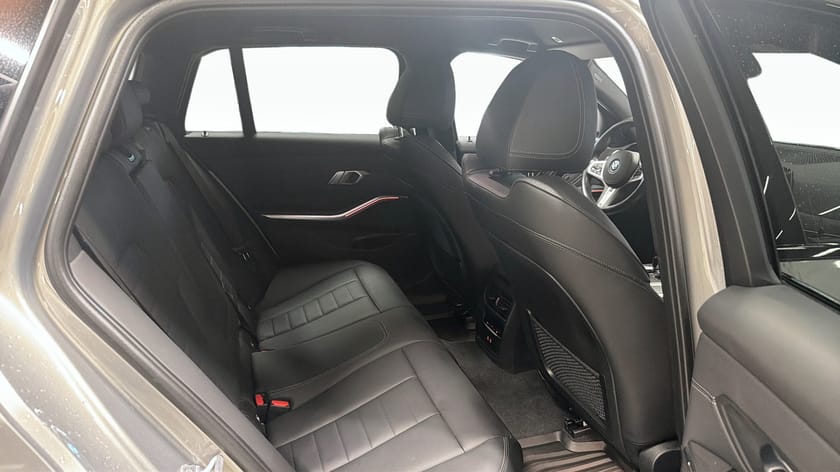 Bild 5 av BMW 330e xDrive Touring M Sport Drag