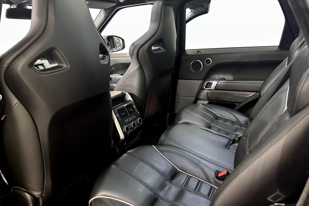 Land Rover Range Rover Sport SVR