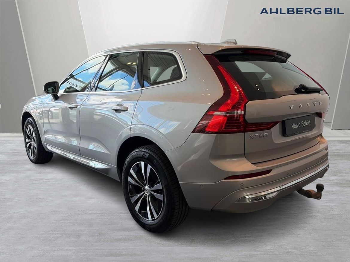 Volvo XC60 2025 - miniatyr 3