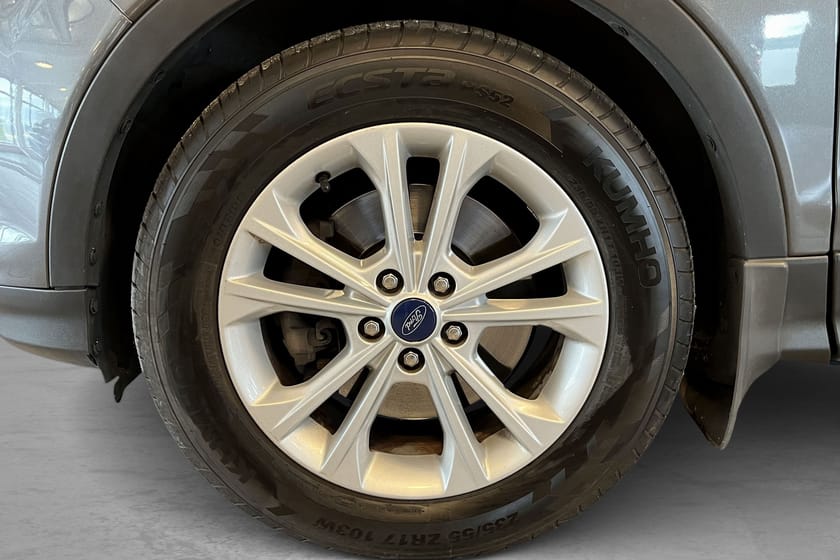 Bilde 5 av Ford Kuga -ACC-EL.SETE-FIN KM-