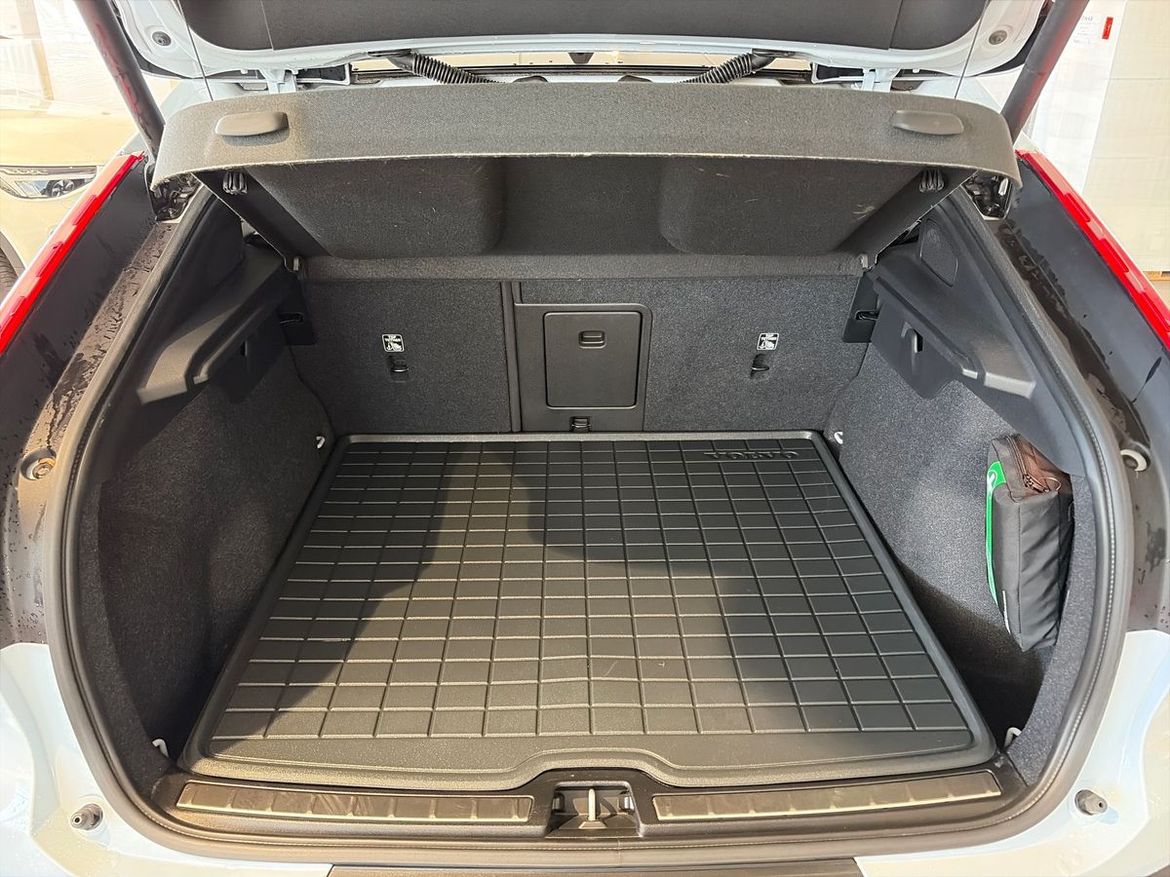 Volvo C40 2024 - miniatyr 17