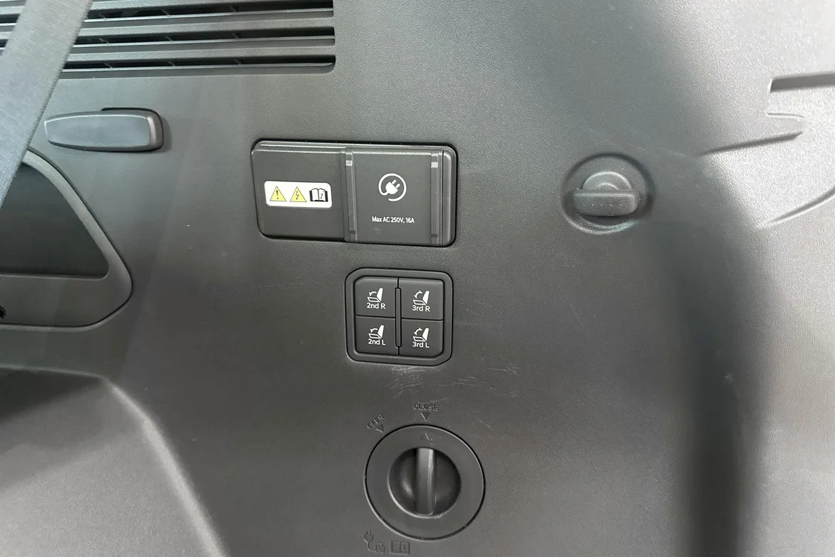 picture of a car