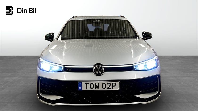 Bild 4 av Volkswagen Passat Sportscombi TDI193 DSG 4M R-Line Black style