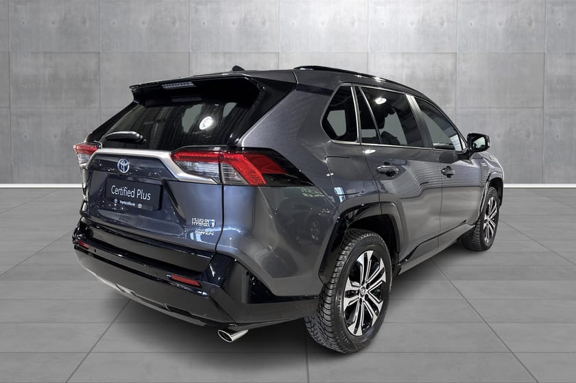 Bilde 5 av Toyota RAV4 Plug-in Hybrid Active Tech / AWD / Velholdt / LAV KM