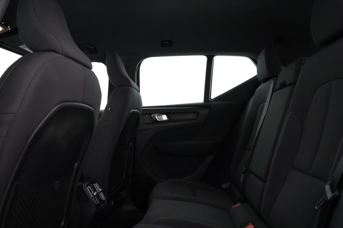 Volvo XC40 2023 - miniatyr 10