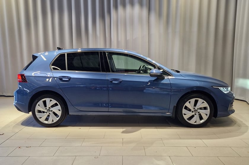 Bild 3 av Volkswagen Golf 1,5 LIFE | 150 HK | AUT / P-värmare