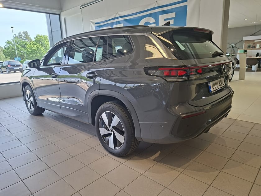 Bild 3 av Volkswagen Tayron eHybrid Life 204HK DSG Backkamera