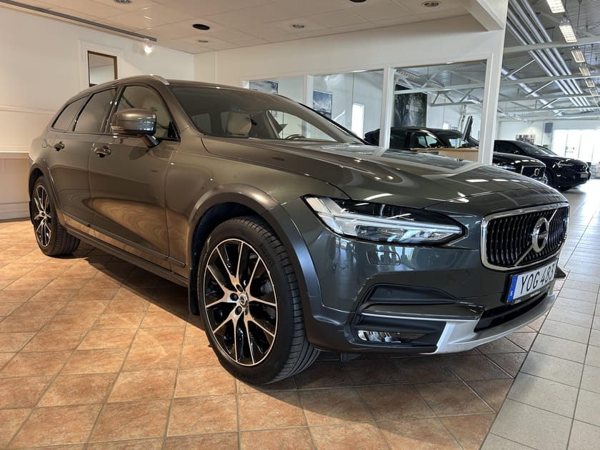 Bild 2 av Volvo V90 Cross Country D4 AWD Pro